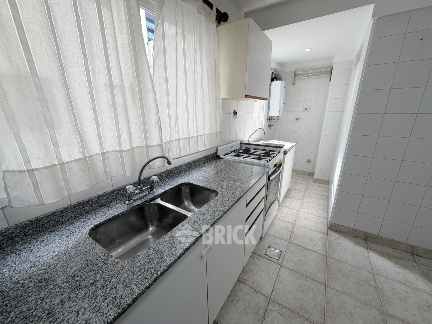 CABRERA, JOSE ANTONIO al 3500 Piso 4 21