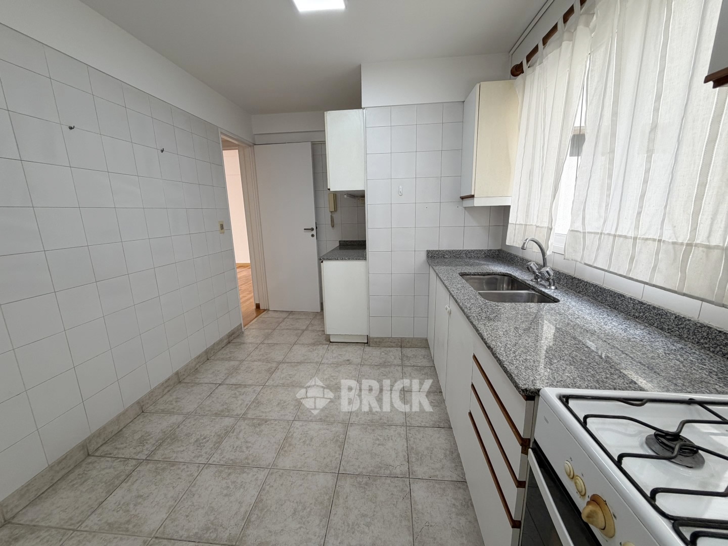 CABRERA, JOSE ANTONIO al 3500 Piso 4 23