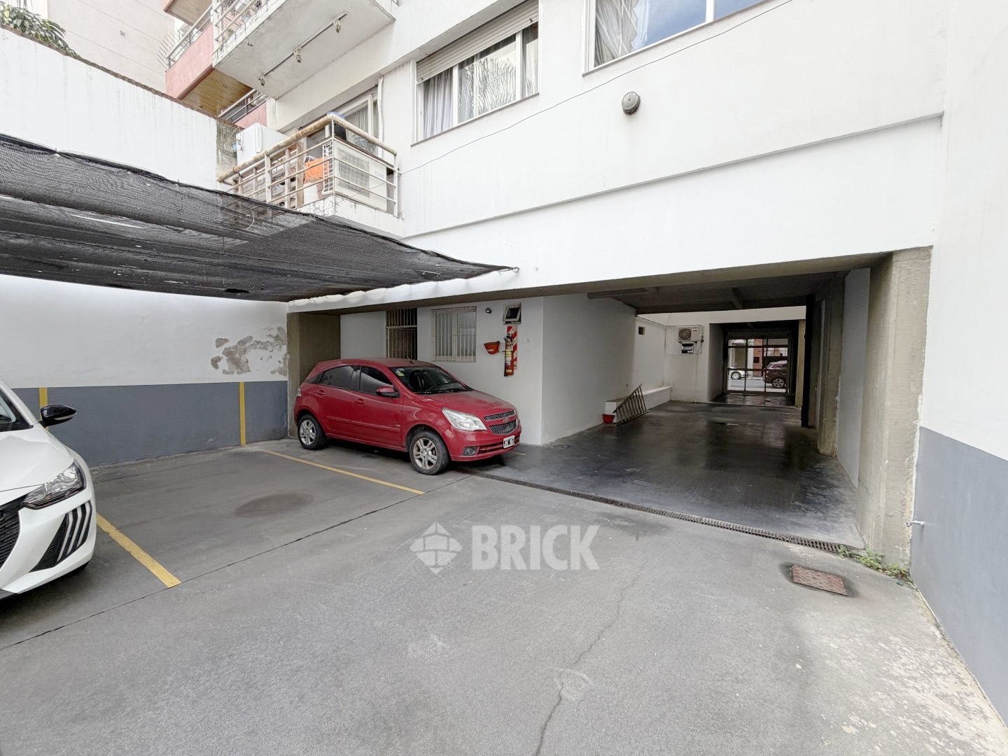 CABRERA, JOSE ANTONIO al 3500 Piso 4 25