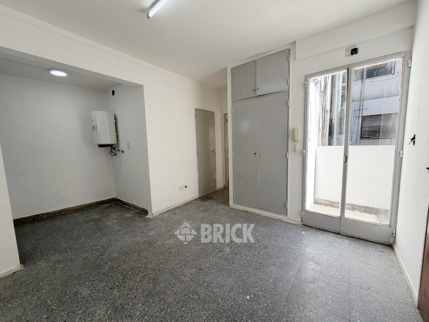 MANSILLA, GRAL. LUCIO al 2500 Piso 8 4