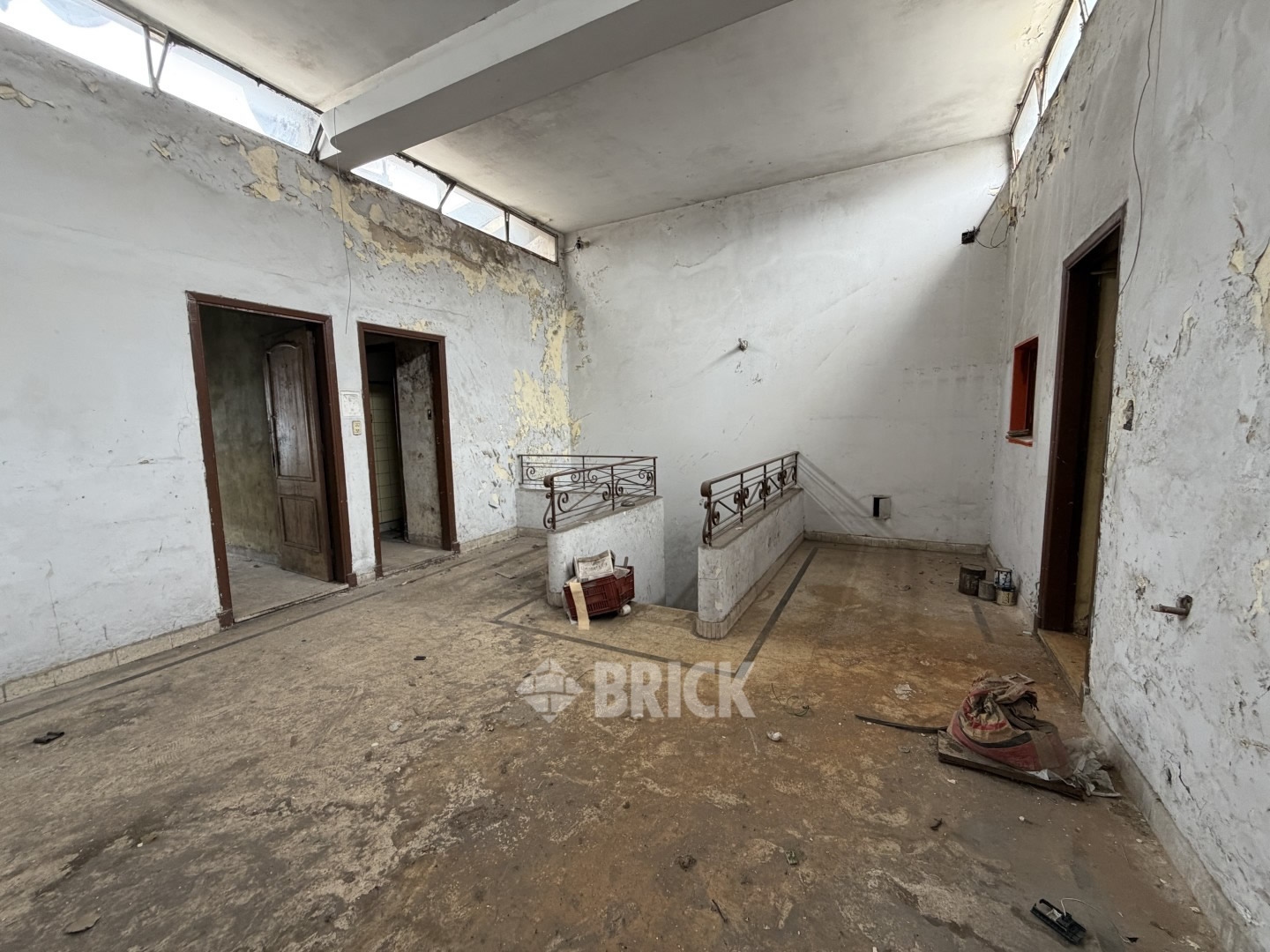 YRIGOYEN, HIPOLITO, AV. al 8200 46