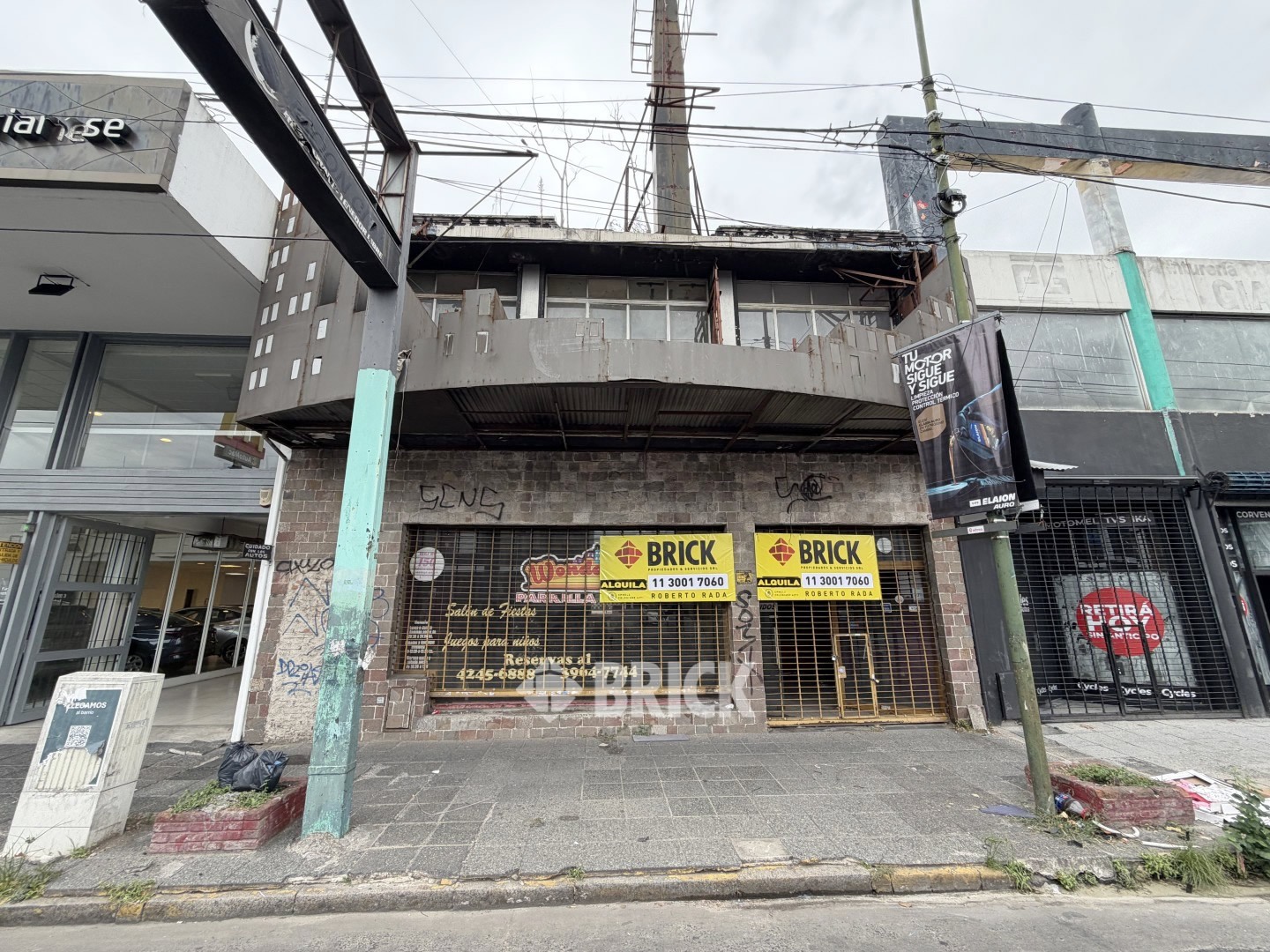 YRIGOYEN, HIPOLITO, AV. al 8200 1