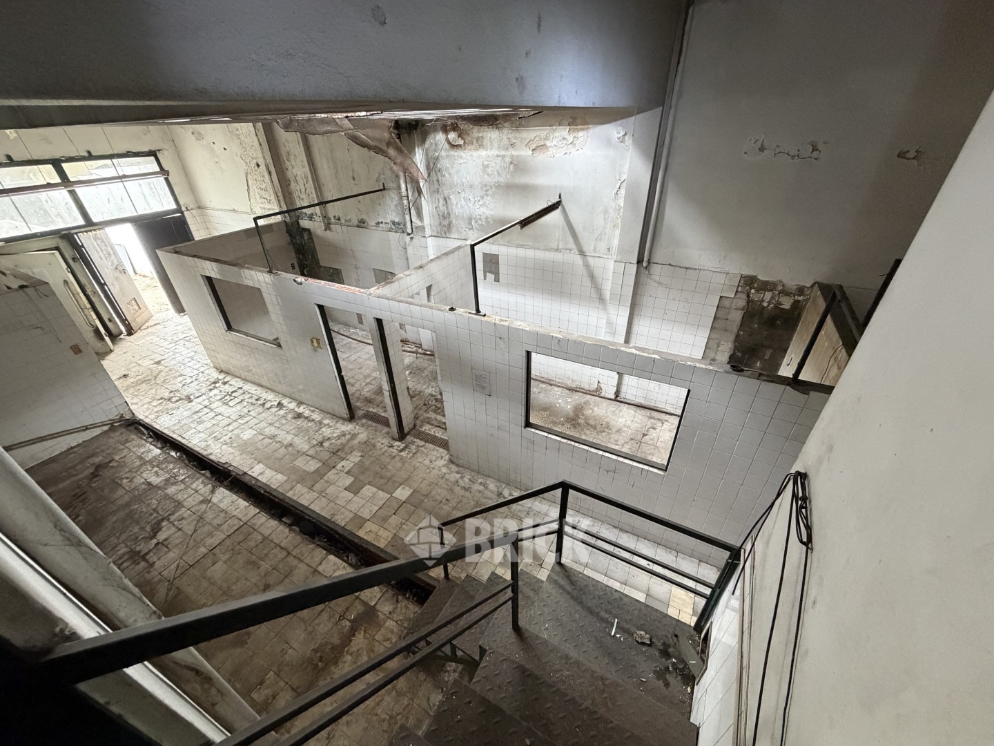 YRIGOYEN, HIPOLITO, AV. al 8200 29