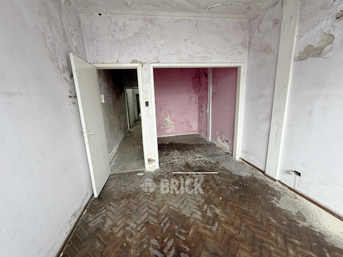 YRIGOYEN, HIPOLITO, AV. al 8200 59