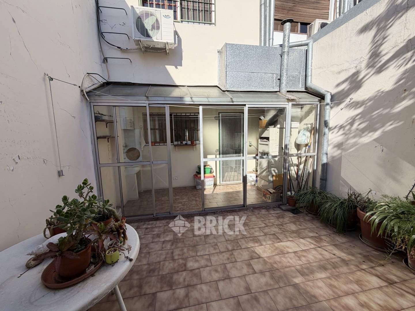 MERCADER, EMIR al 4300 Piso PB 14