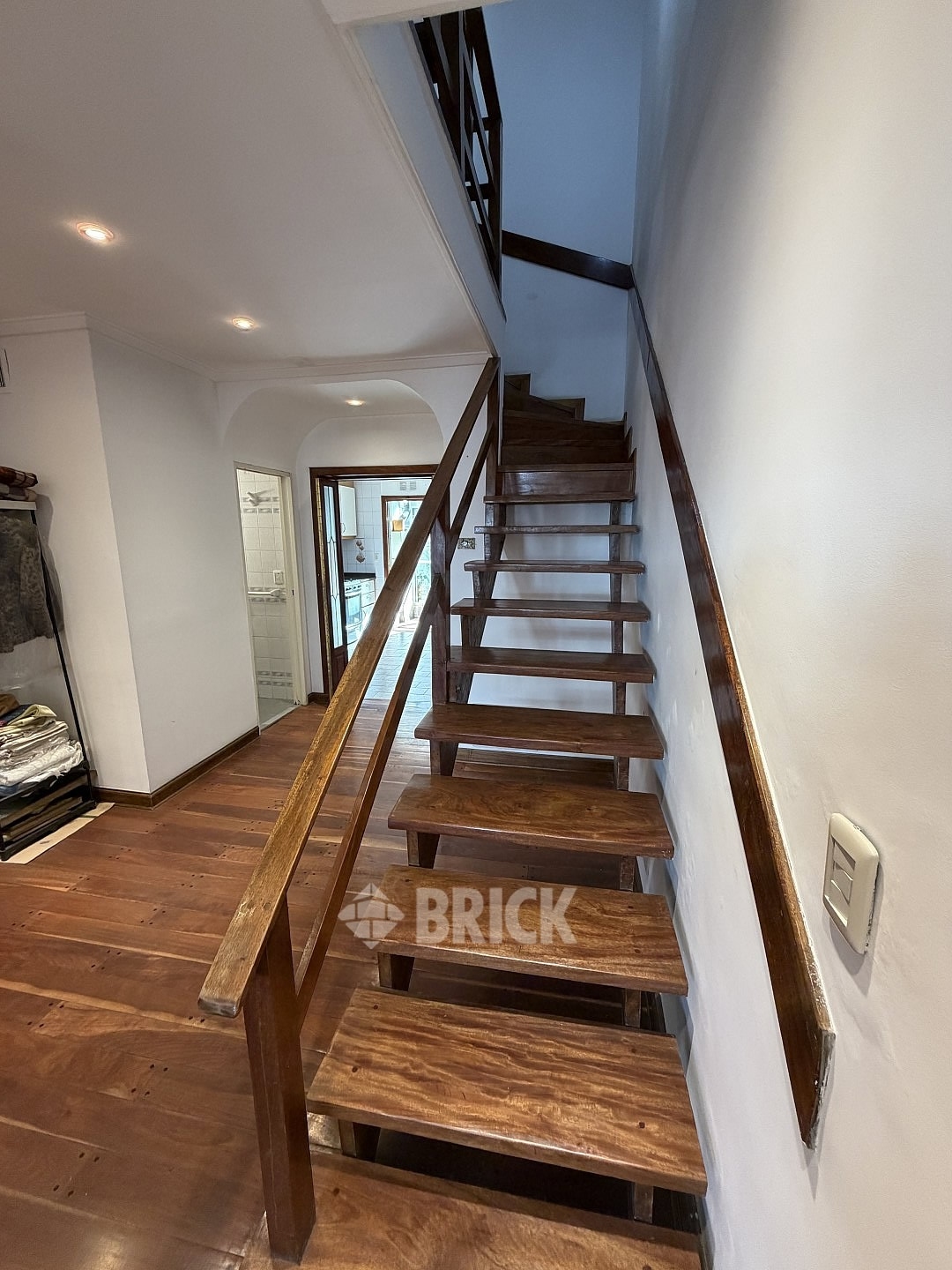 MERCADER, EMIR al 4300 Piso PB 15