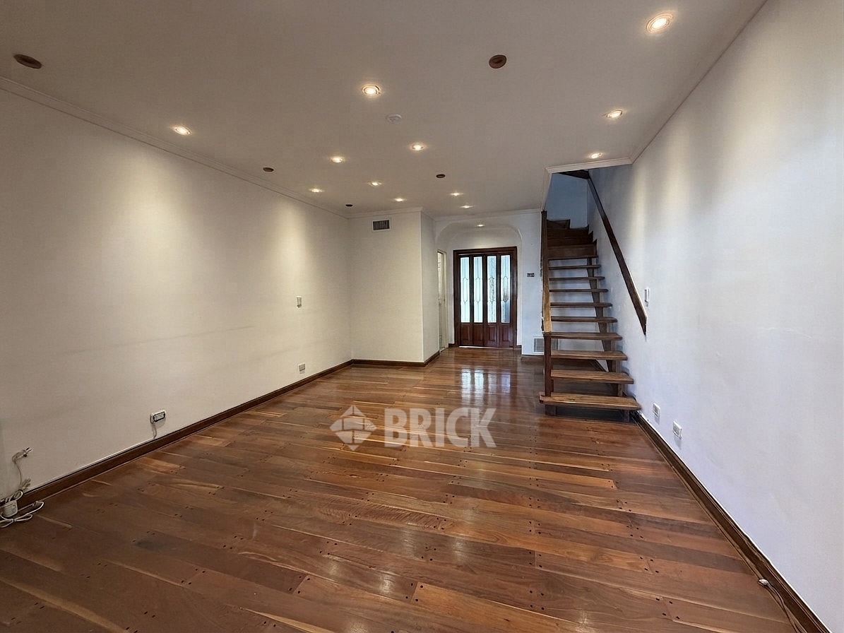 MERCADER, EMIR al 4300 Piso PB 4