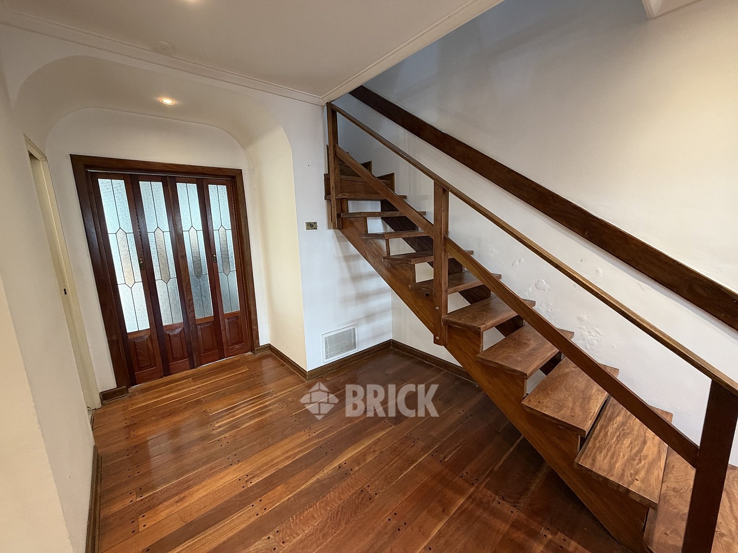 MERCADER, EMIR al 4300 Piso PB 5