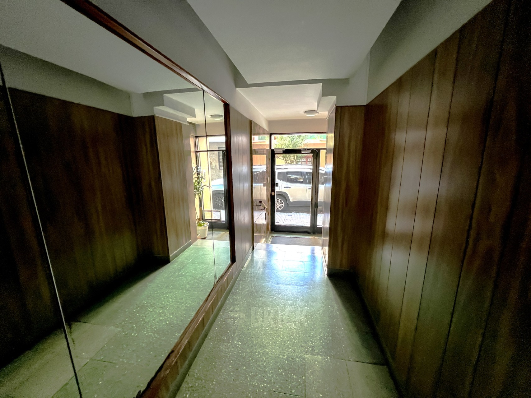 VIRASORO al 2300 Piso PB 10
