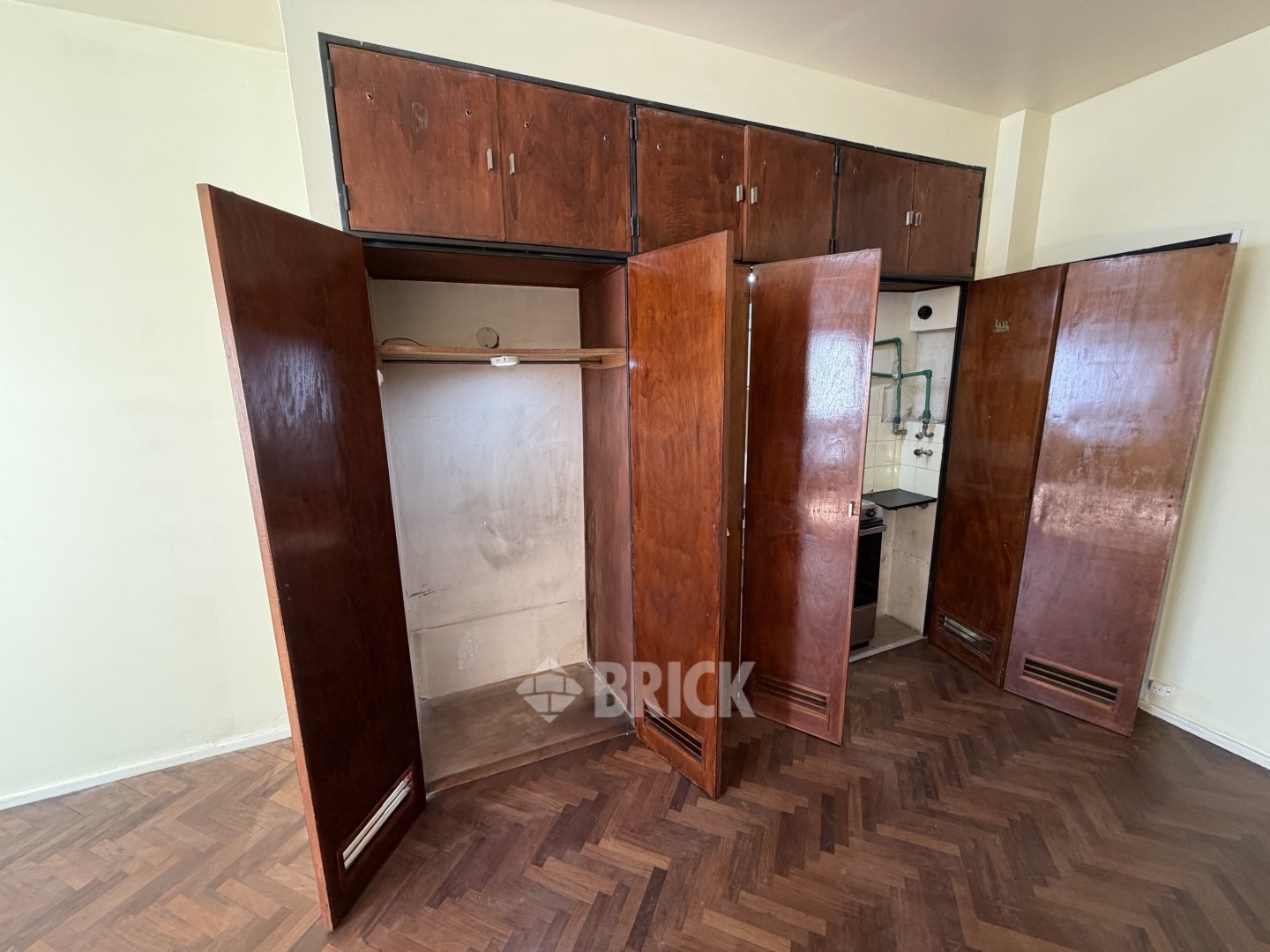 AZCUENAGA al 1900 Piso 8 10