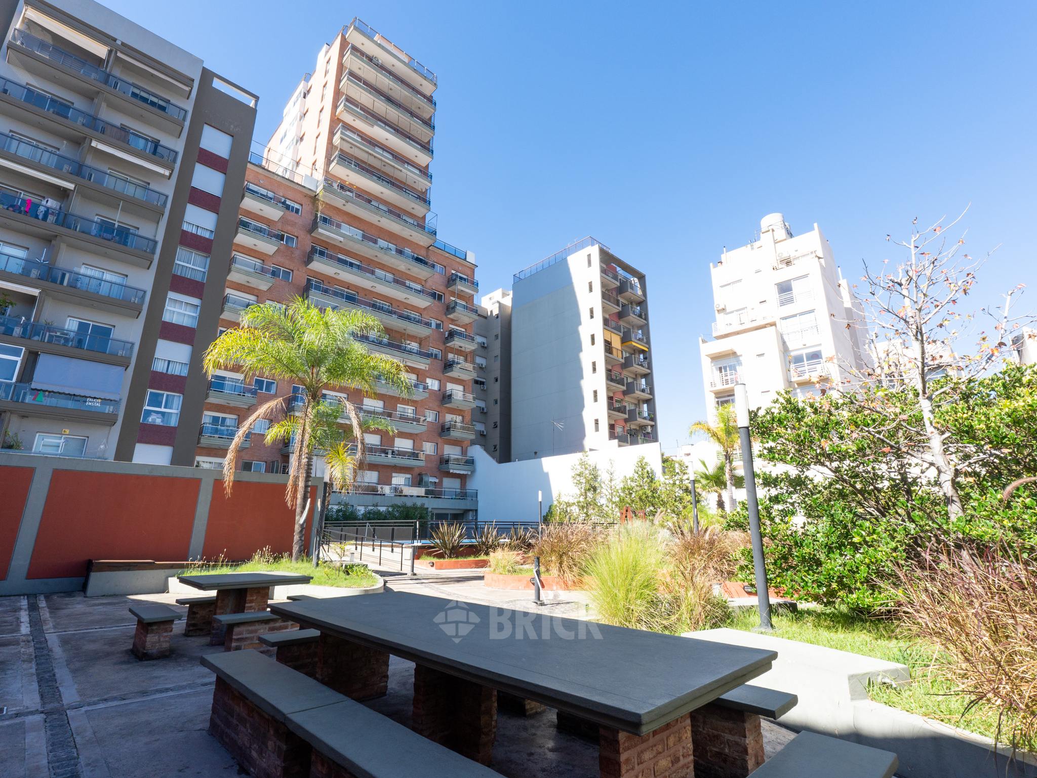 ALVAREZ, DONATO, T. GRAL. al 200 Piso 7 19