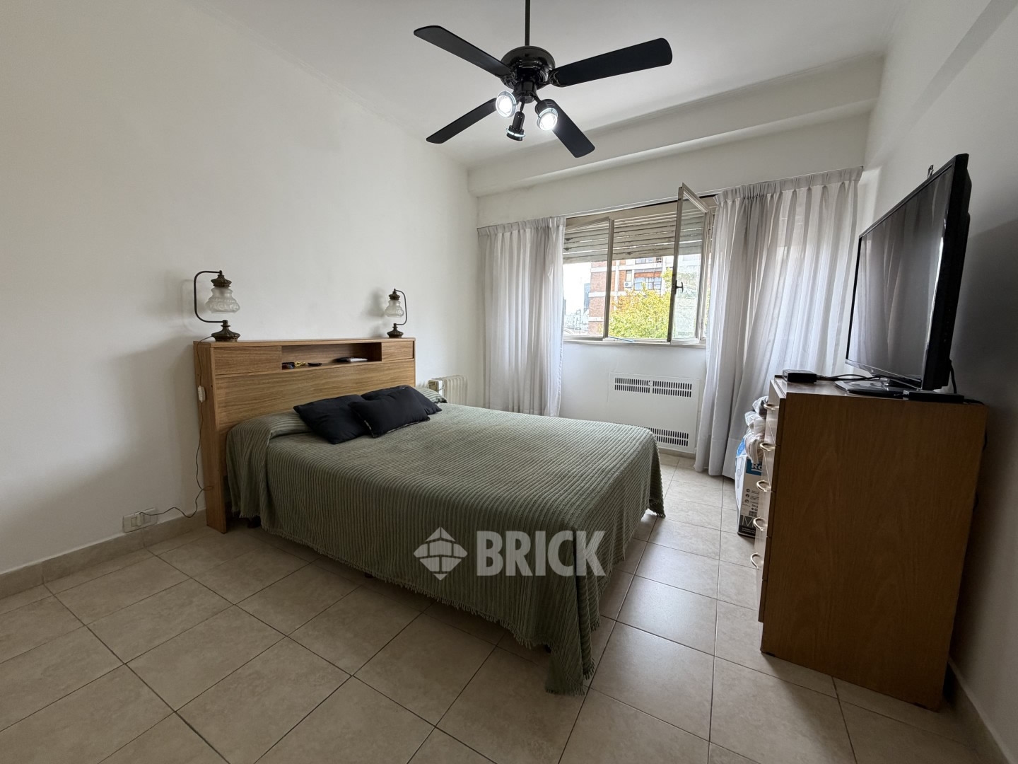 MAIPU al 700 Piso 8 12