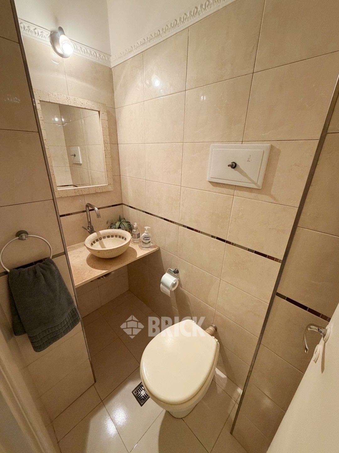 MAIPU al 700 Piso 8 20