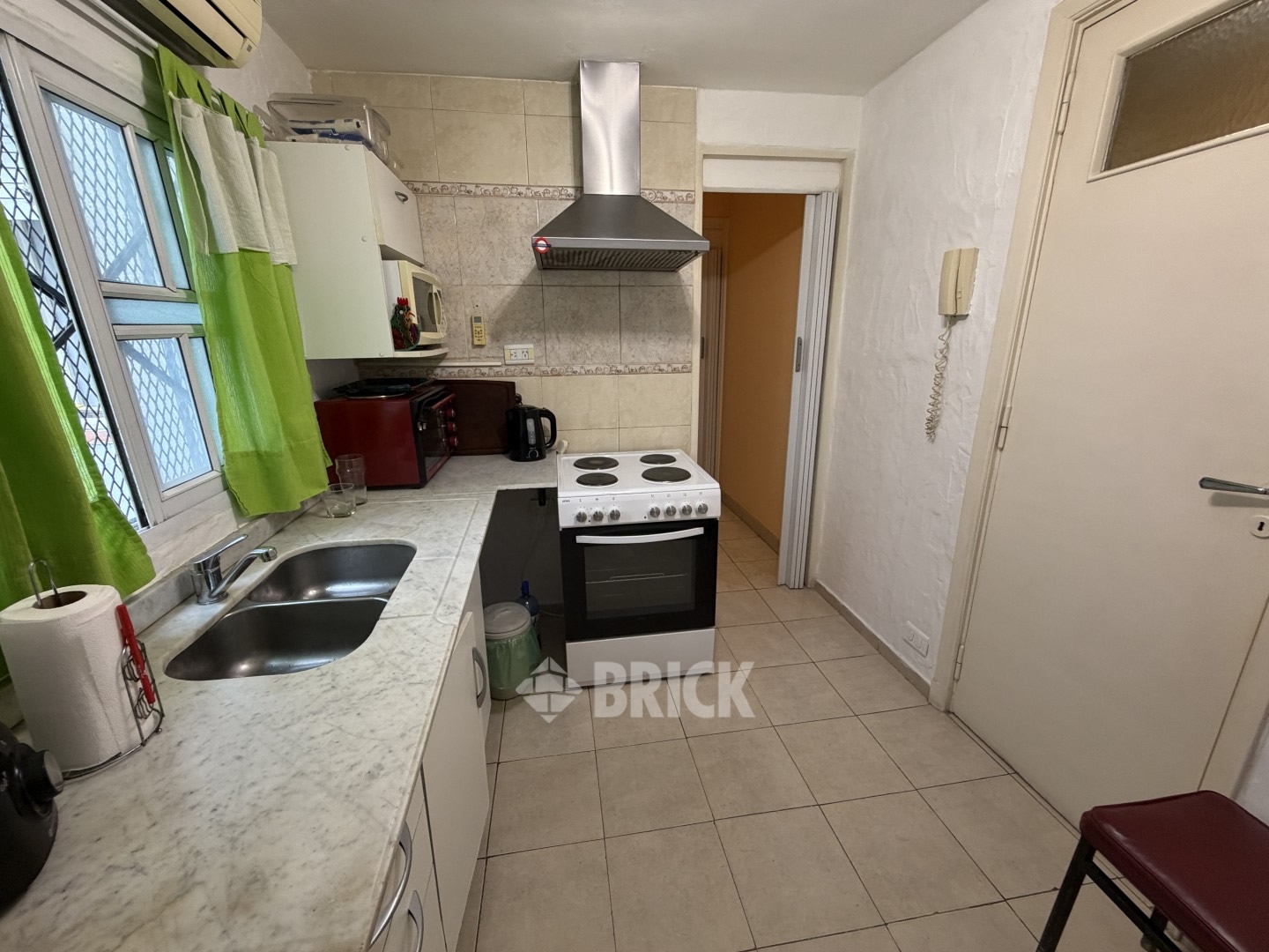 MAIPU al 700 Piso 8 23