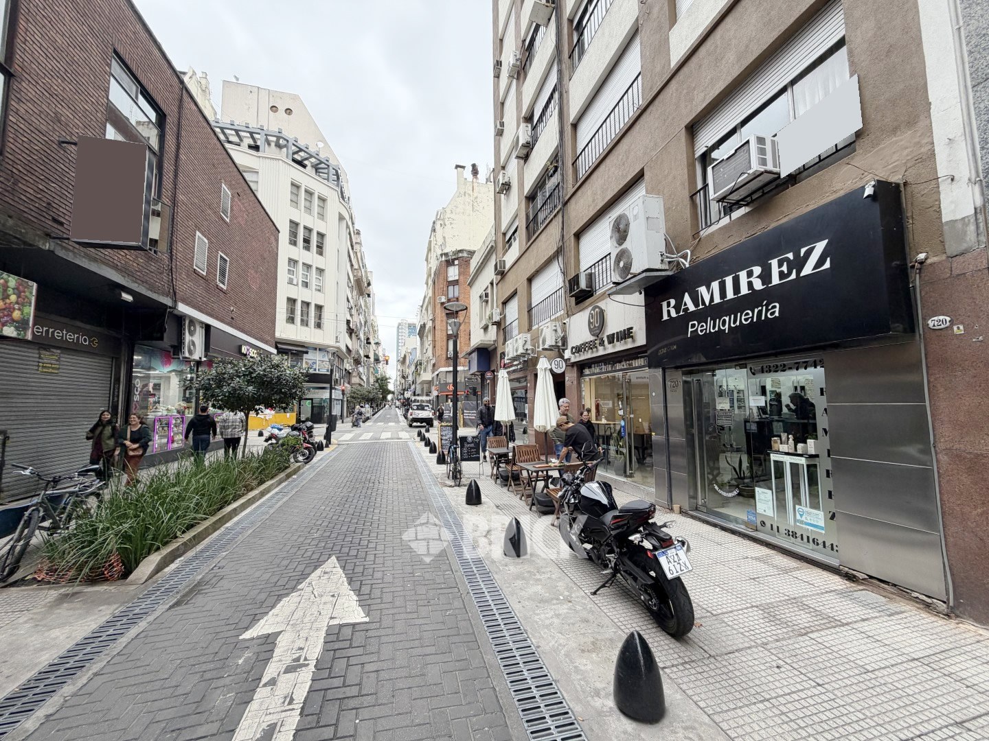 MAIPU al 700 Piso 8 39