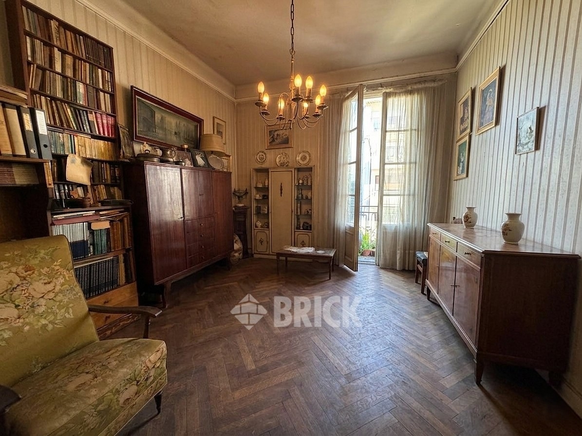 PARAGUAY al 2000 Piso 6 1