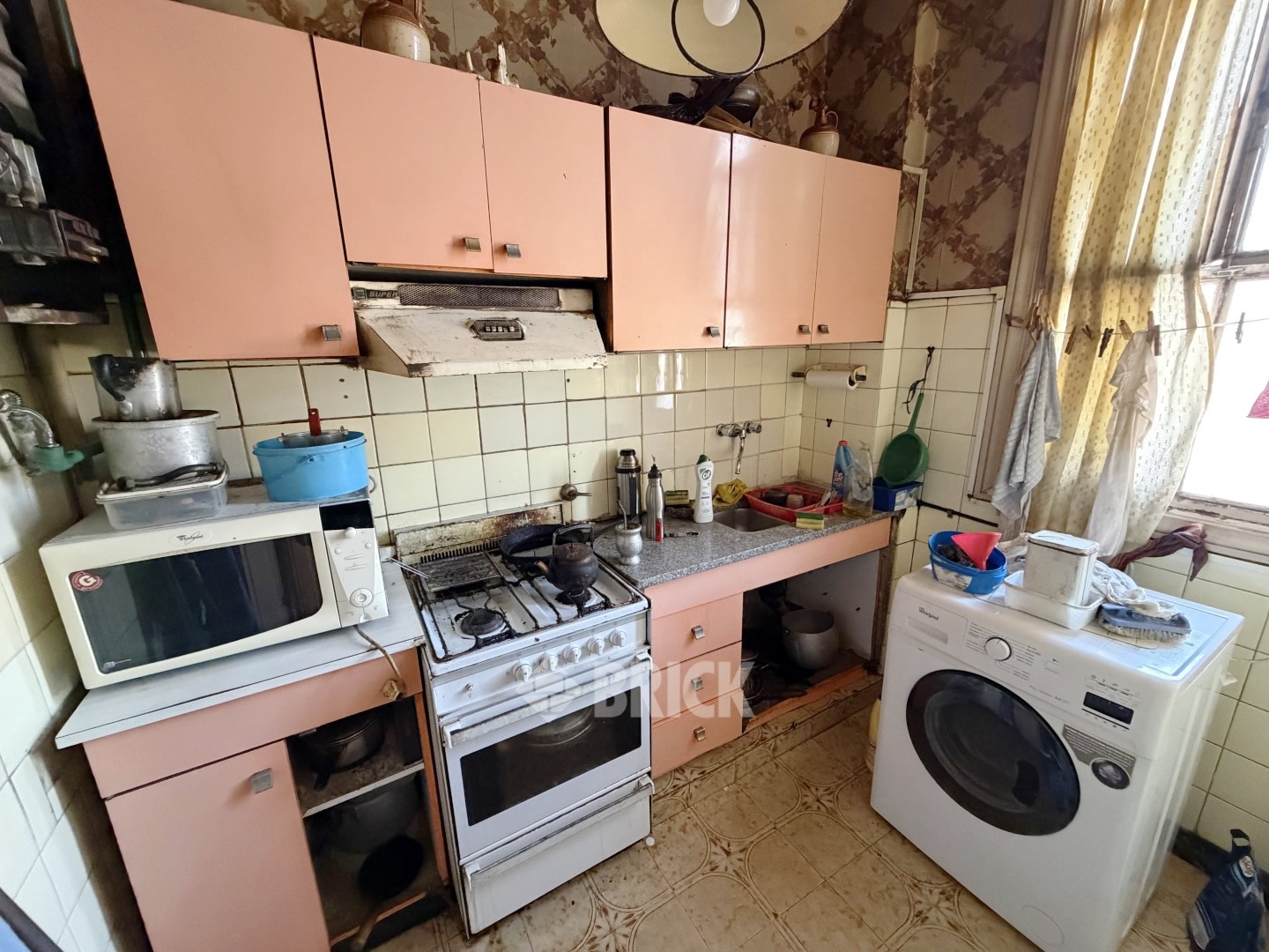 PARAGUAY al 2000 Piso 6 20