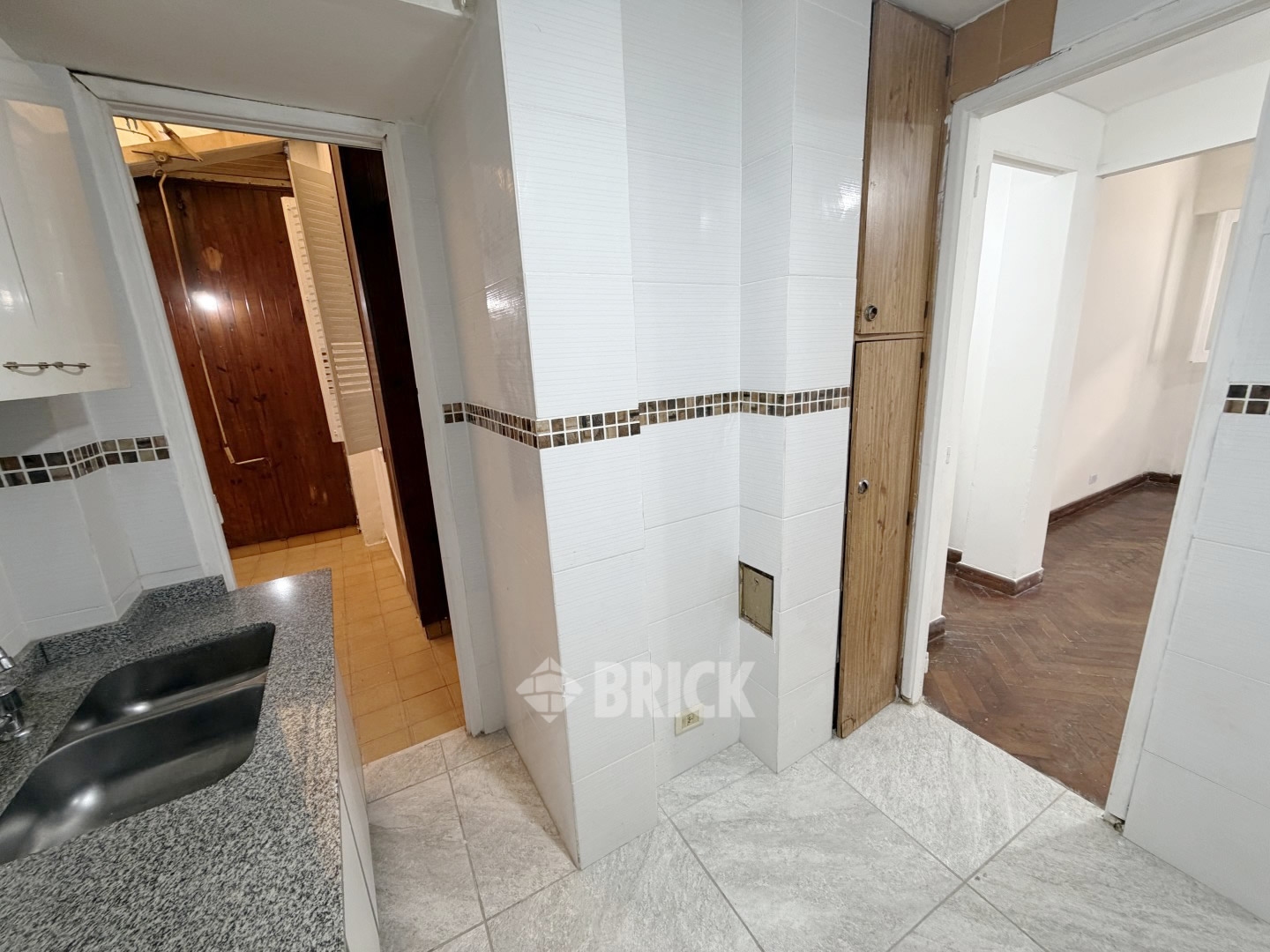 SOLIS al 800 Piso PB 22