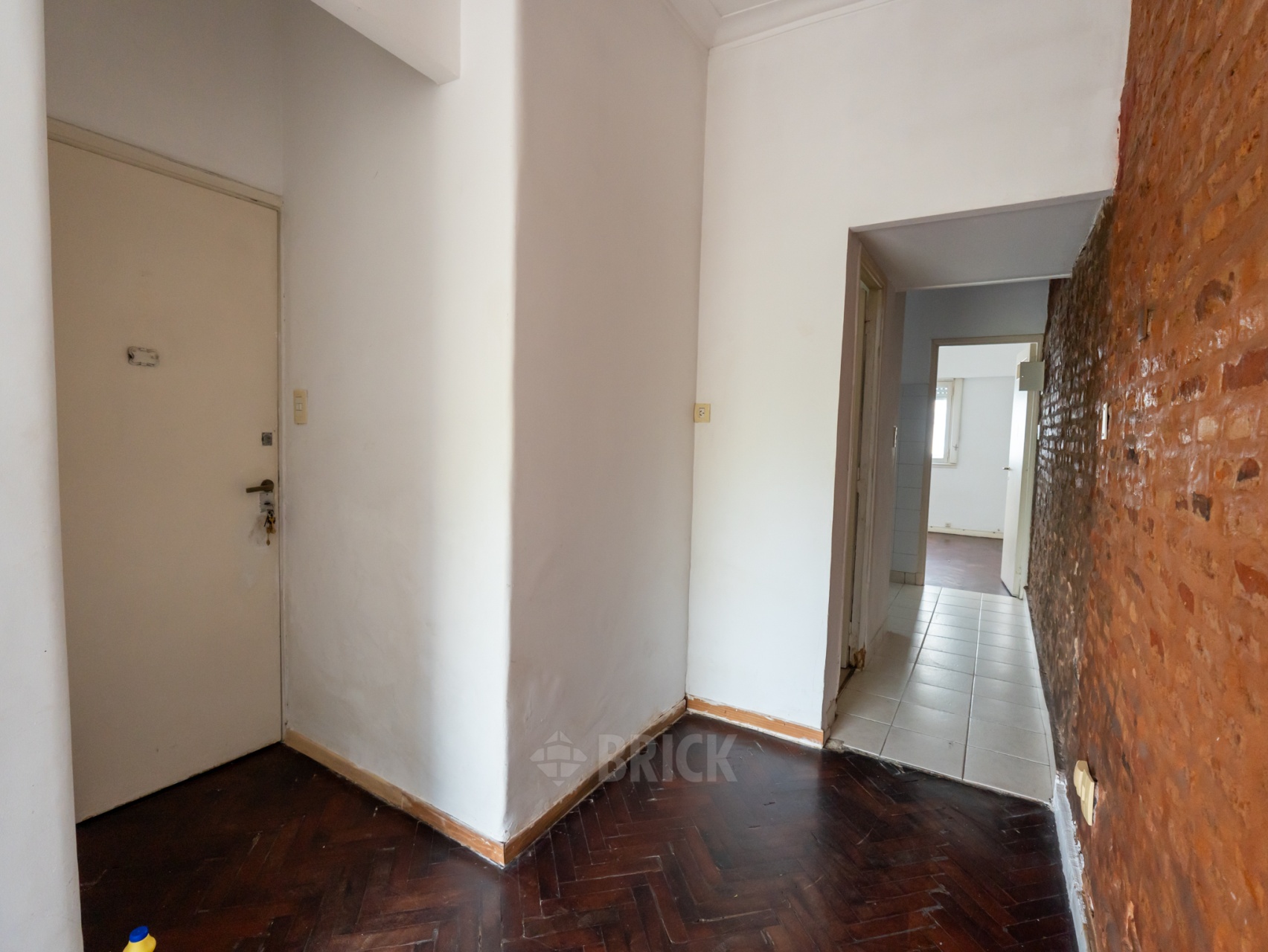 NAON, ROMULO S., DR. al 2200 Piso 2 3