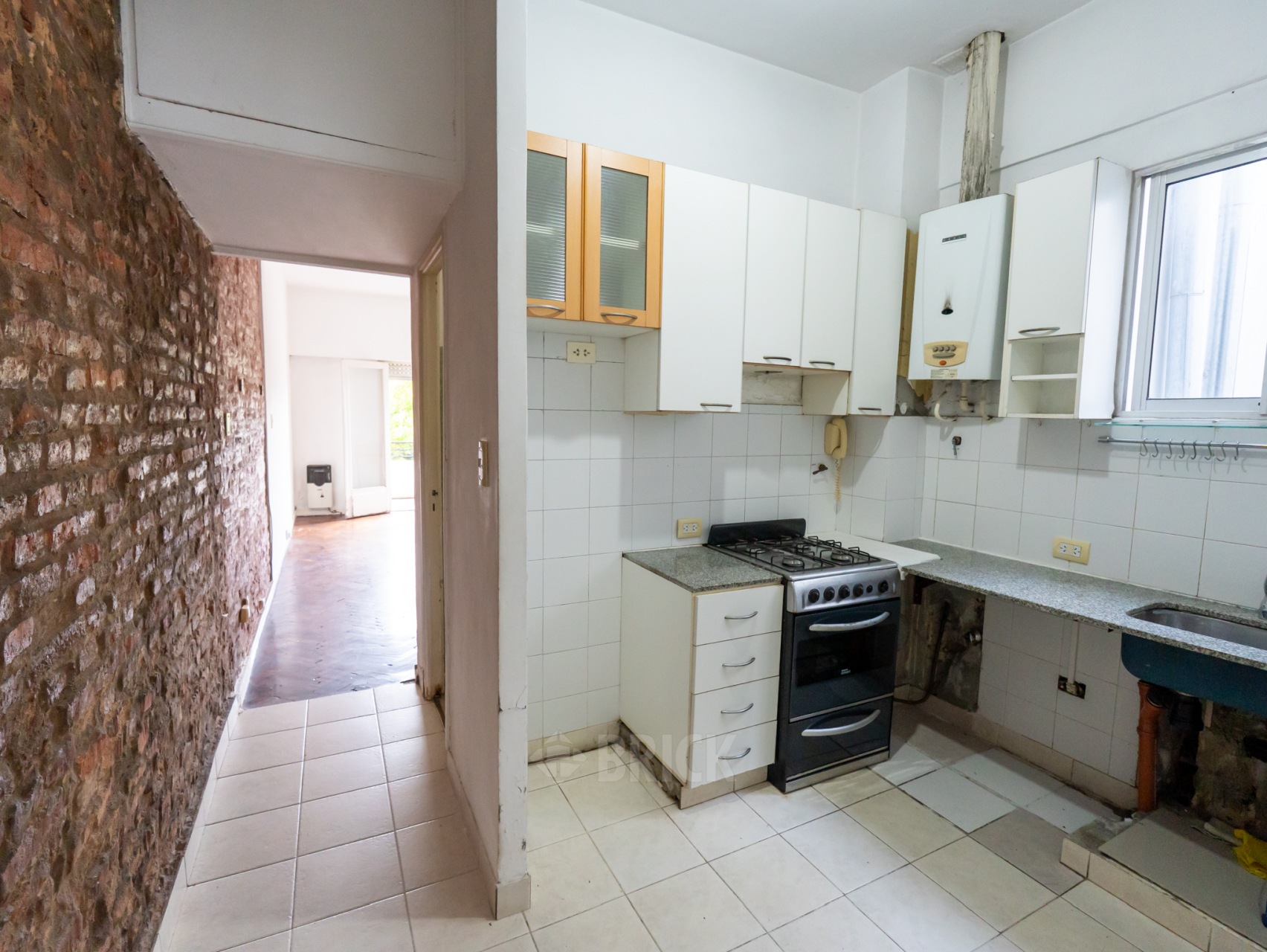 NAON, ROMULO S., DR. al 2200 Piso 2 11