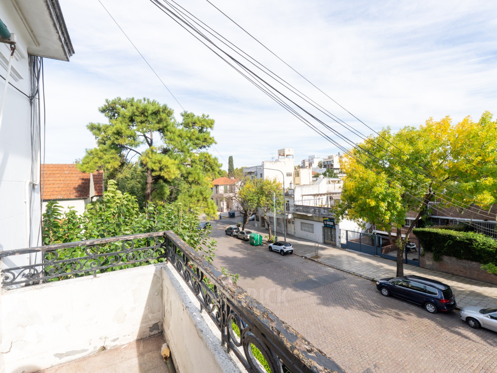 NAON, ROMULO S., DR. al 2200 Piso 2 7