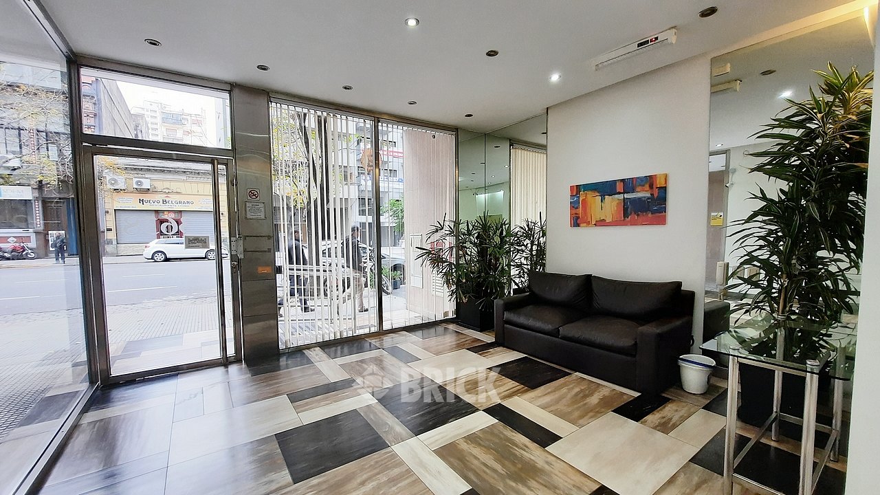 BELGRANO, AV. al 3600 Piso 10 25