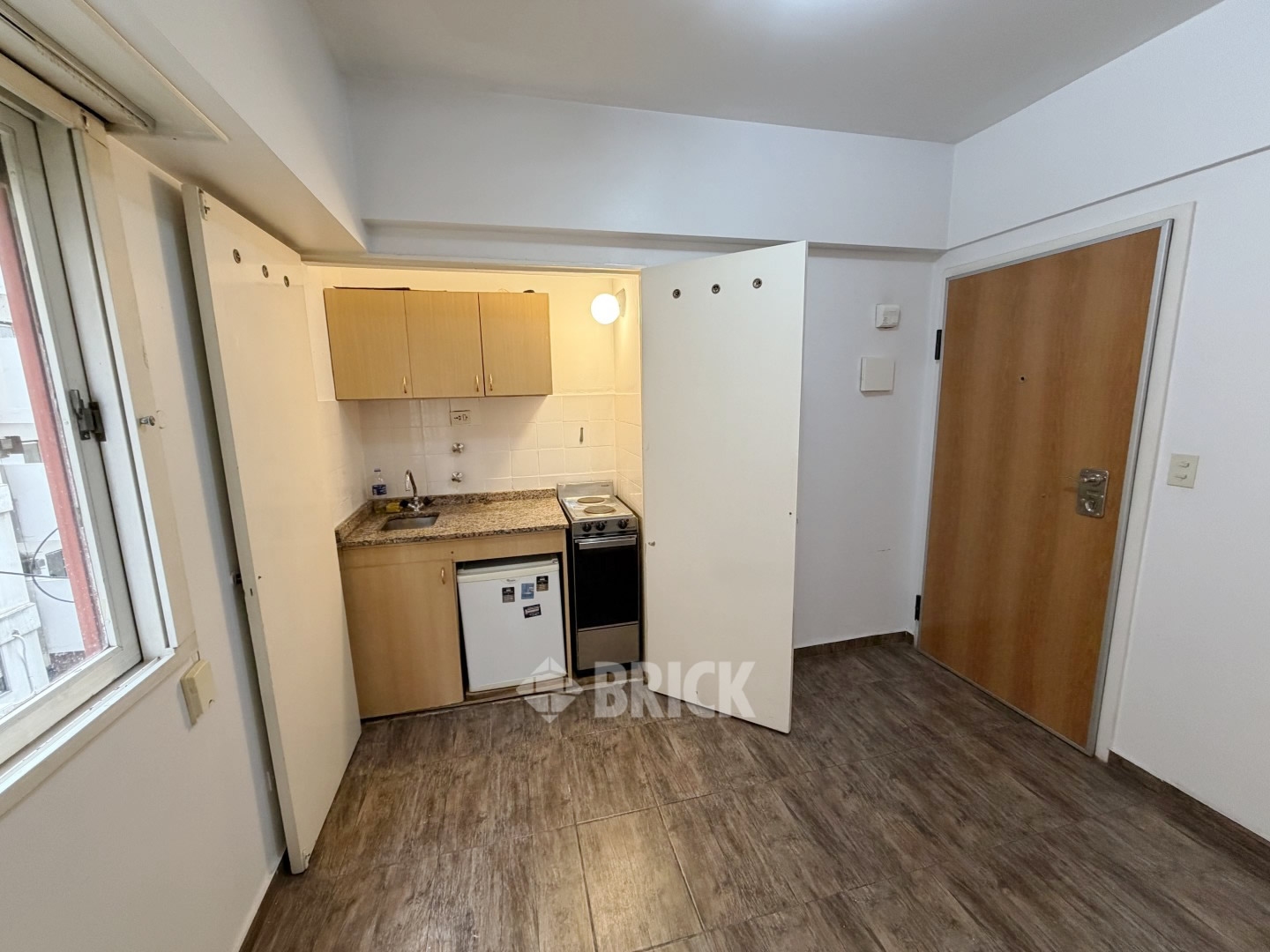 AZCUENAGA al 1900 Piso 6 6