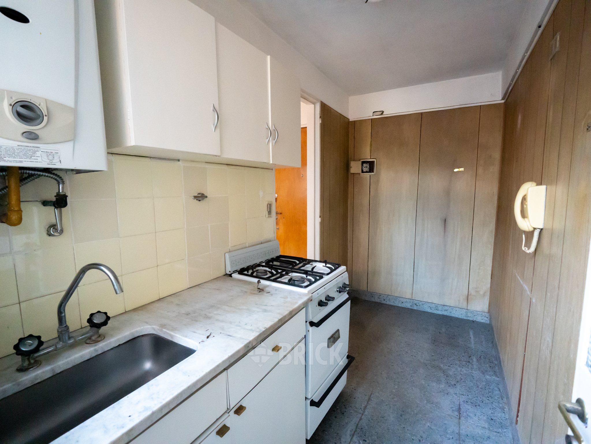 ALBERDI, JUAN B., AV. al 500 Piso 2 10