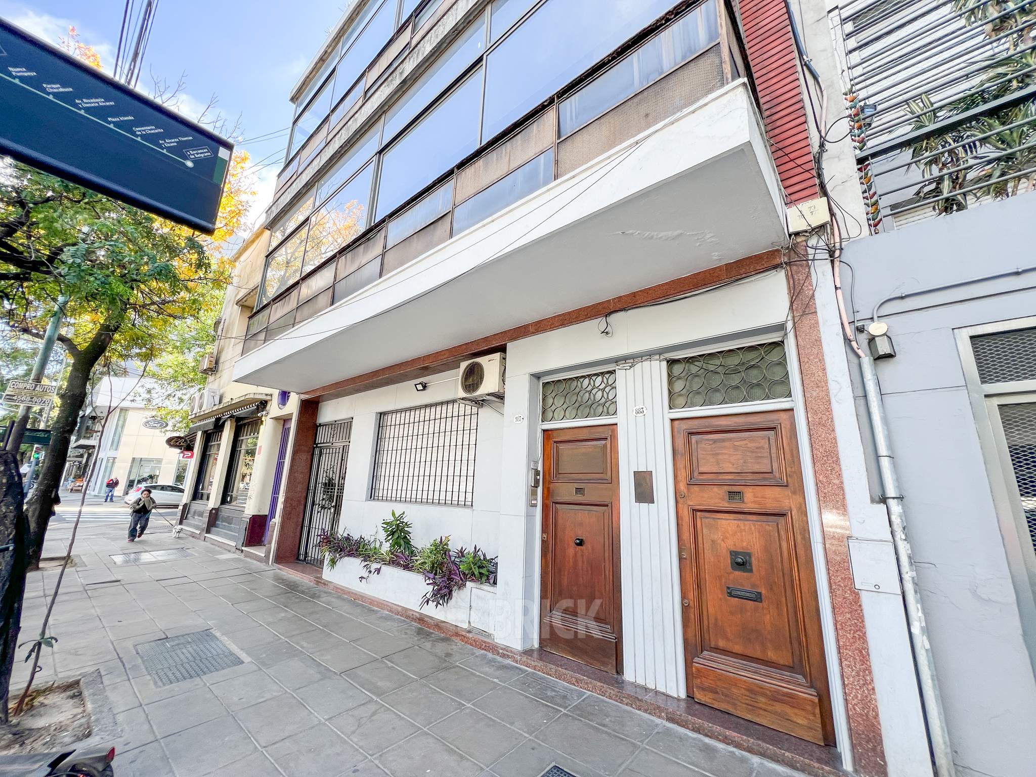 ALVAREZ THOMAS, AV. al 800 Piso PB 18