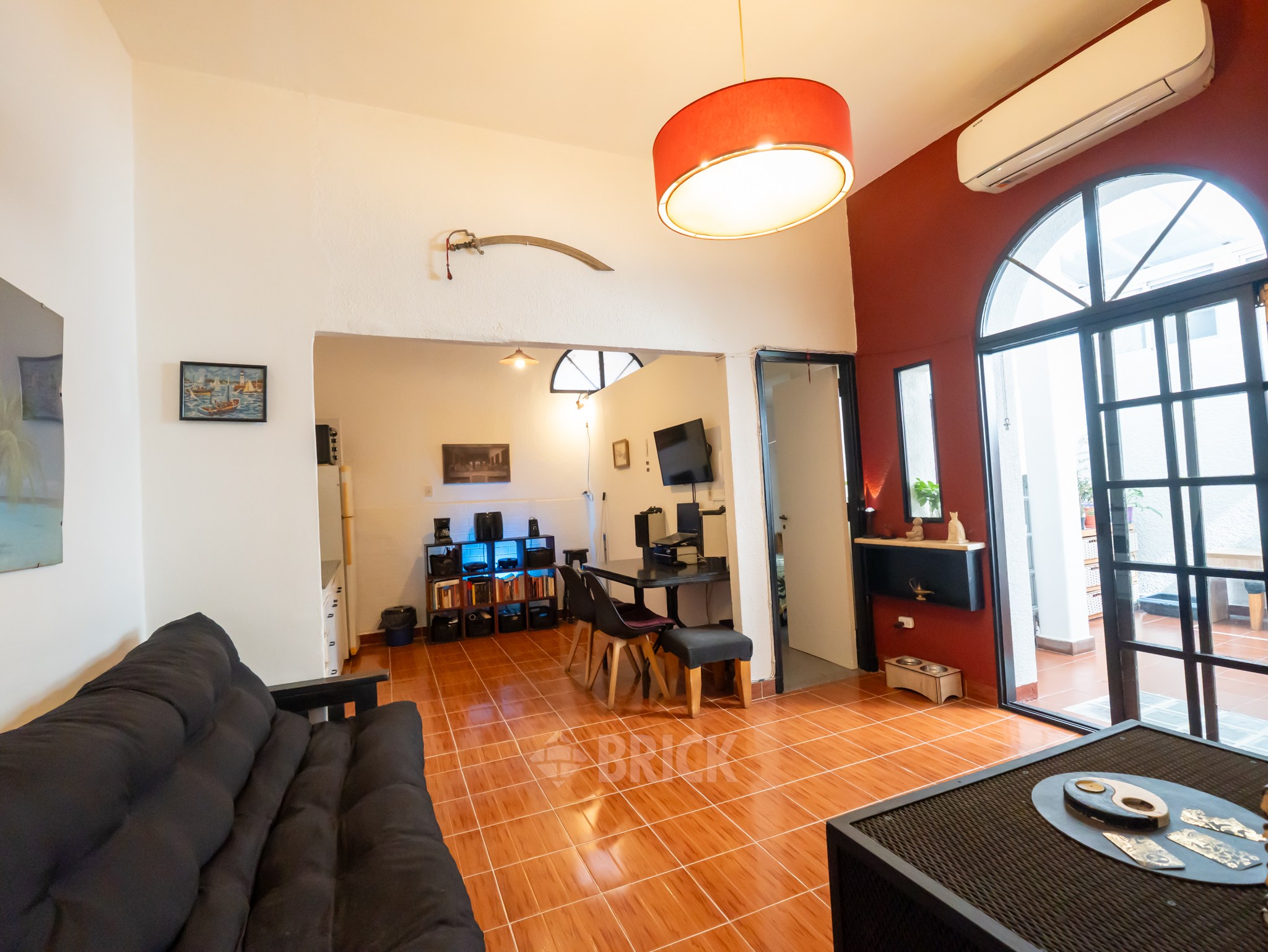 ALVAREZ THOMAS, AV. al 800 Piso PB 4