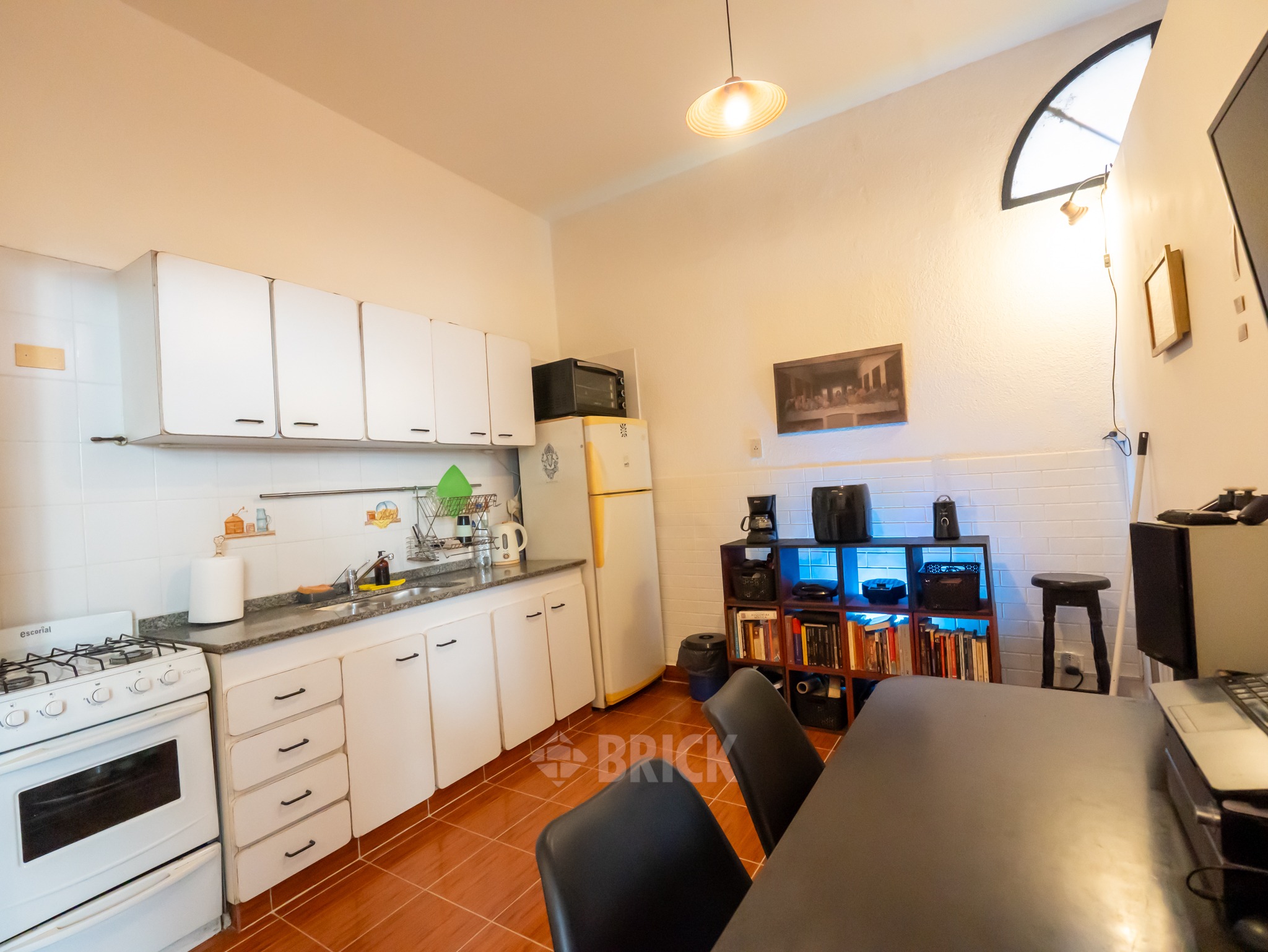 ALVAREZ THOMAS, AV. al 800 Piso PB 5