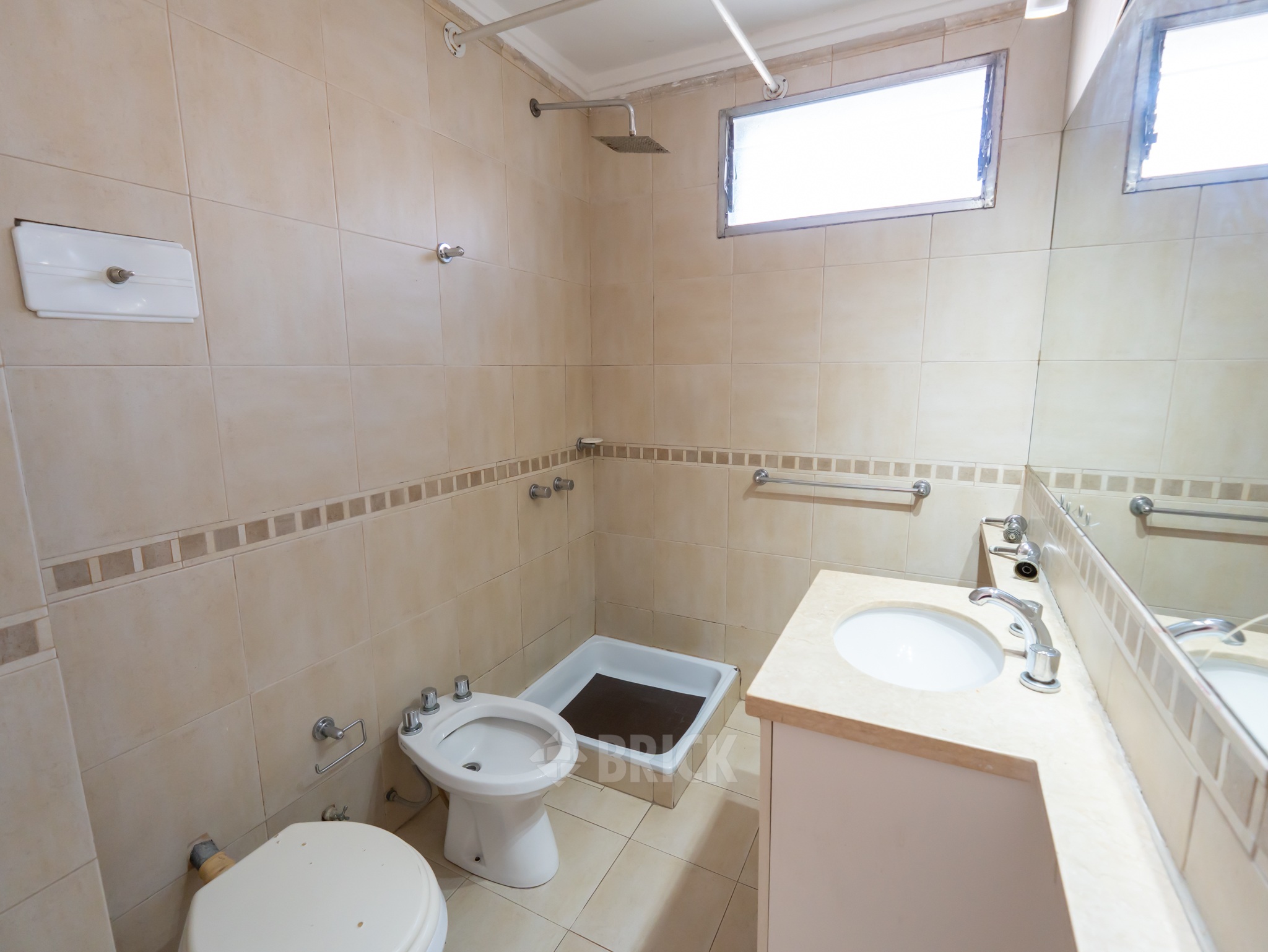 DARREGUEYRA al 2300 Piso 5 16