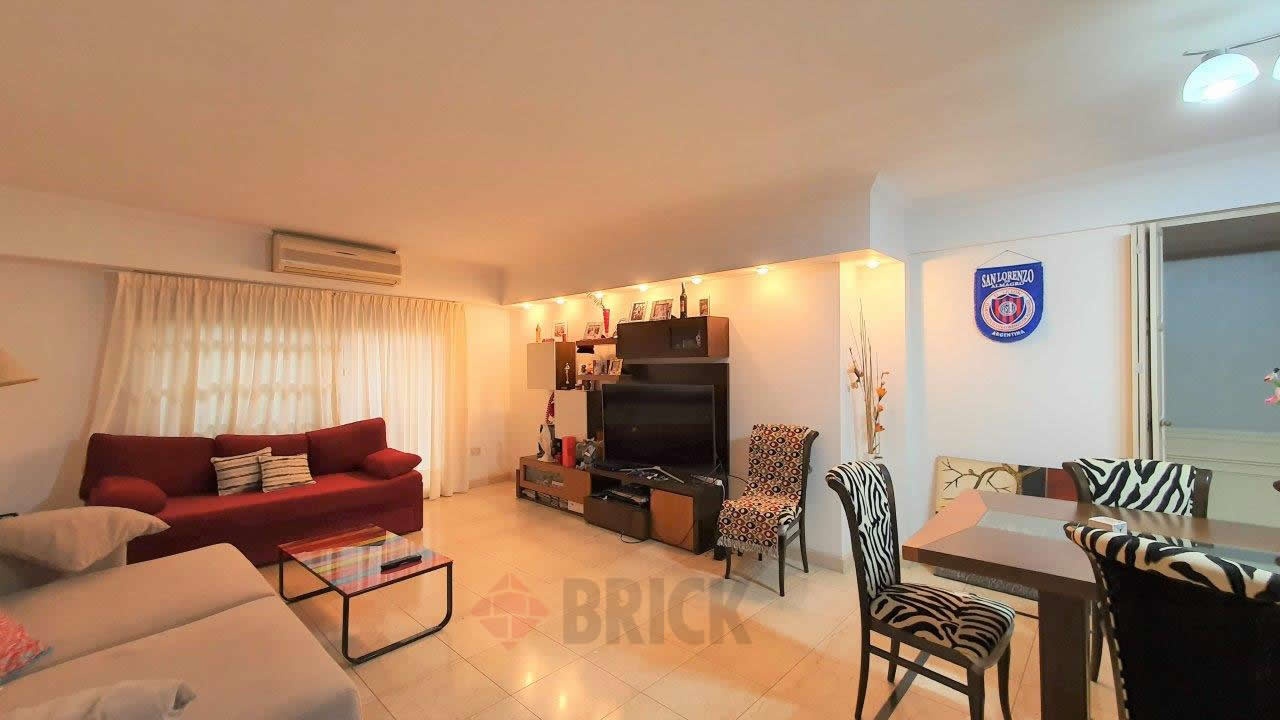 PUEYRREDON, AV. al 1300 Piso 9 3