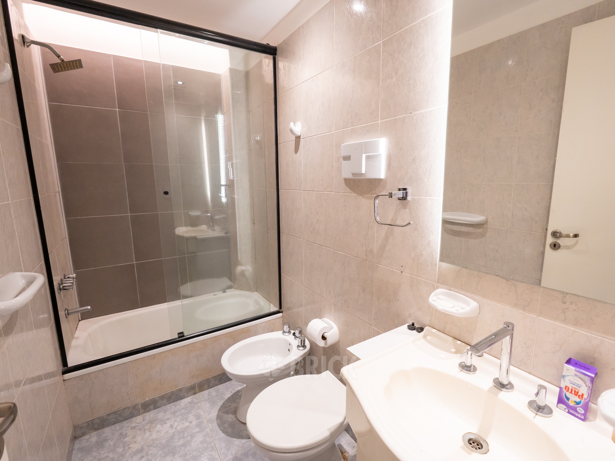 ALVEAR, MARCELO T. DE al 2100 Piso 8 8