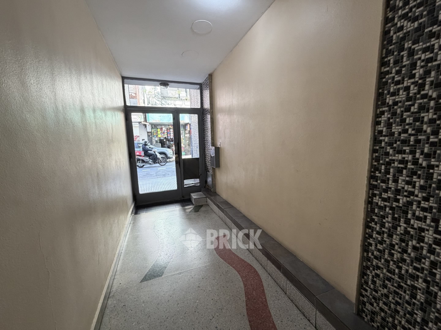 AZCUENAGA al 300 Piso 2 18