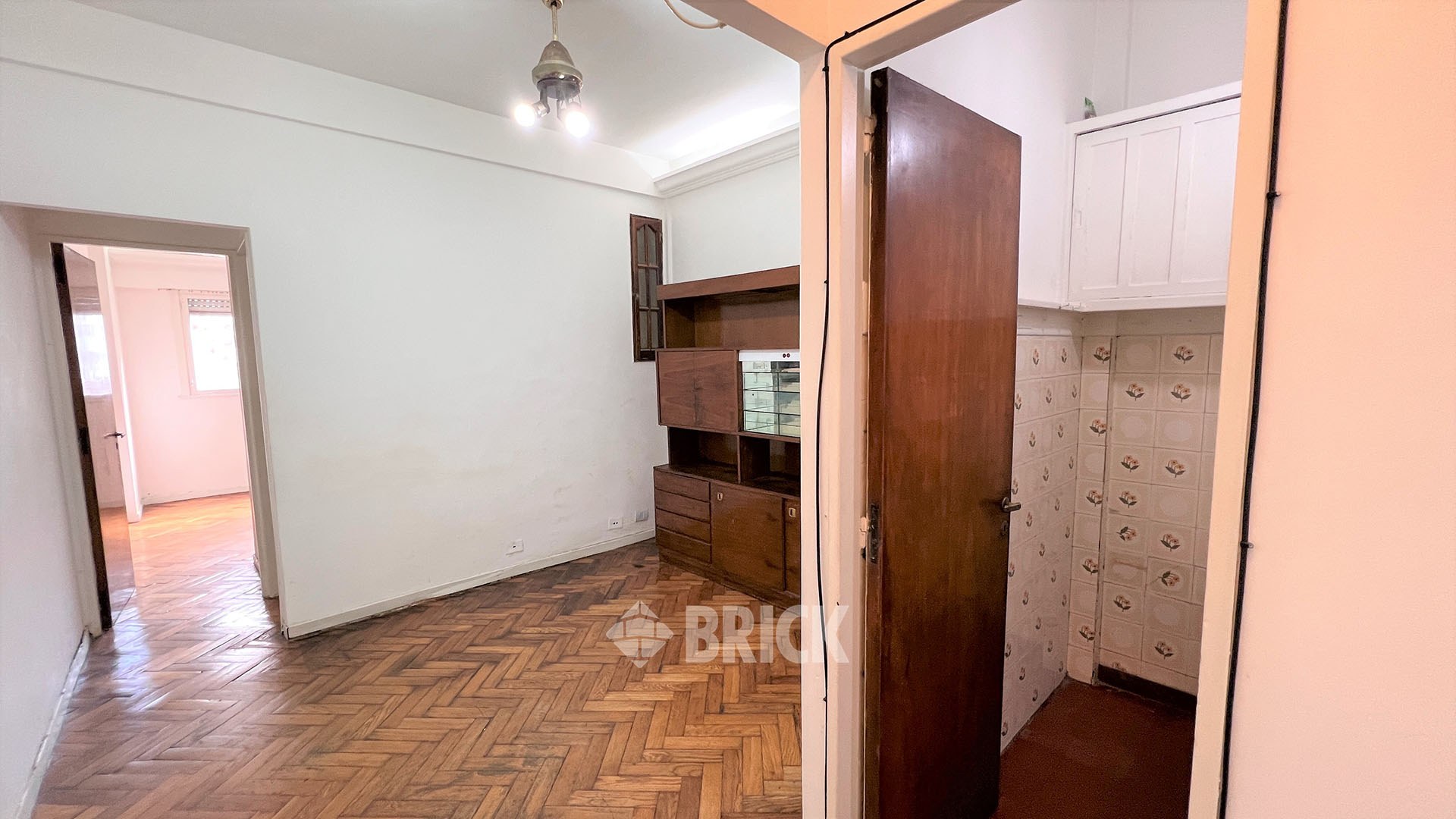 URIARTE al 2400 Piso 4 3