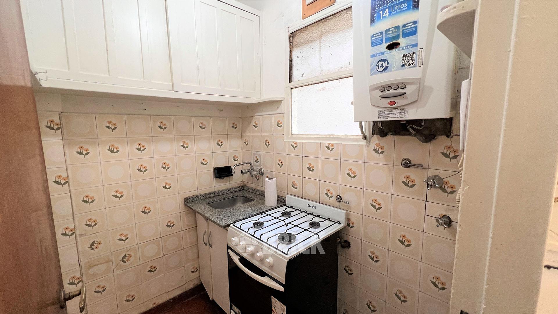 URIARTE al 2400 Piso 4 5