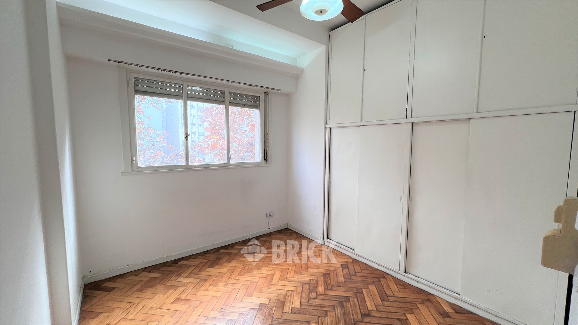 URIARTE al 2400 Piso 4 6