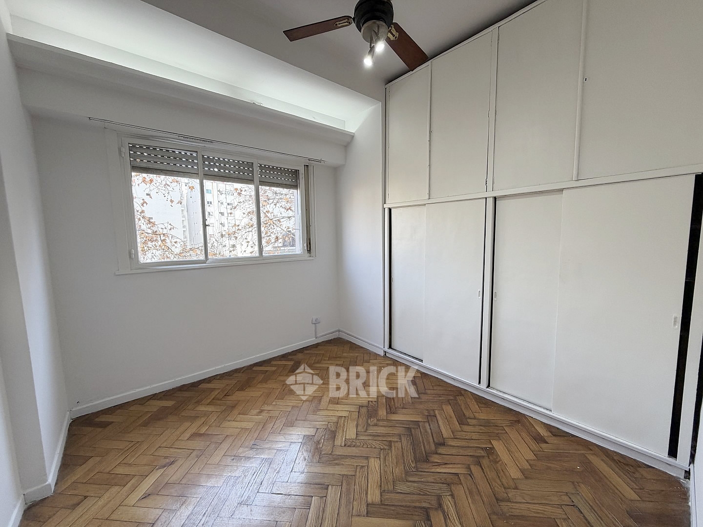 URIARTE al 2400 Piso 4 6