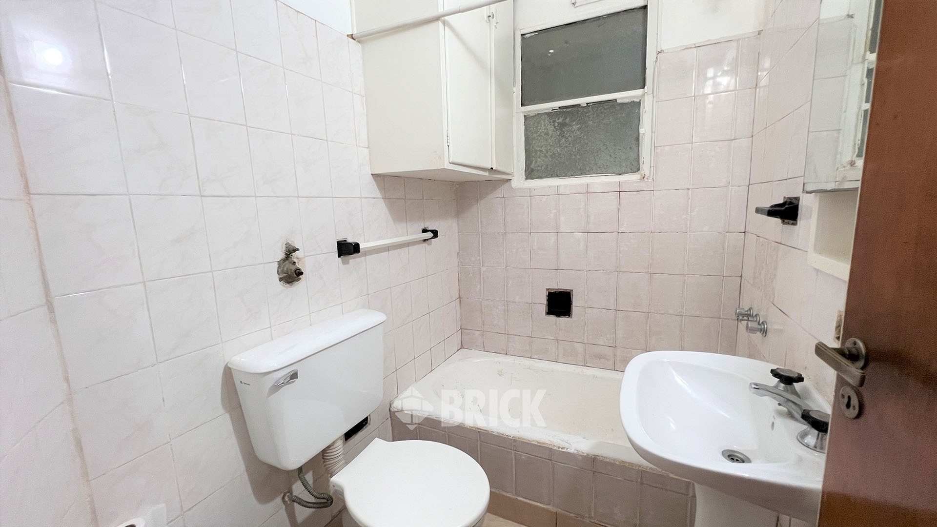 URIARTE al 2400 Piso 4 8