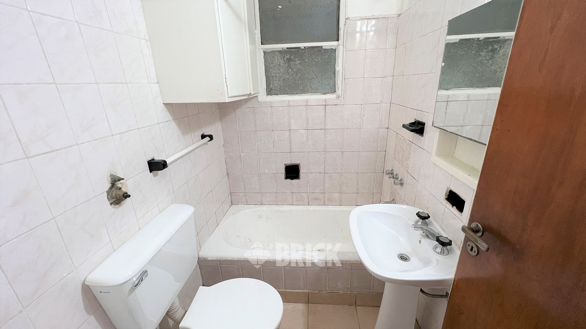 URIARTE al 2400 Piso 4 9