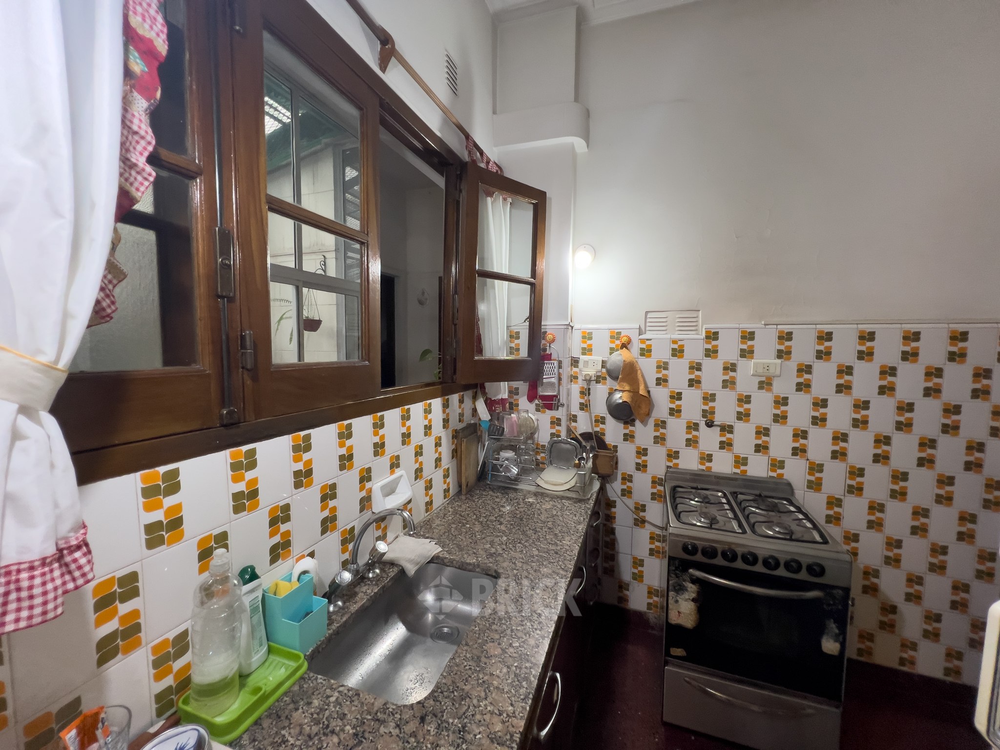 ALBERDI, JUAN B., AV. al 2800 Piso PB 20