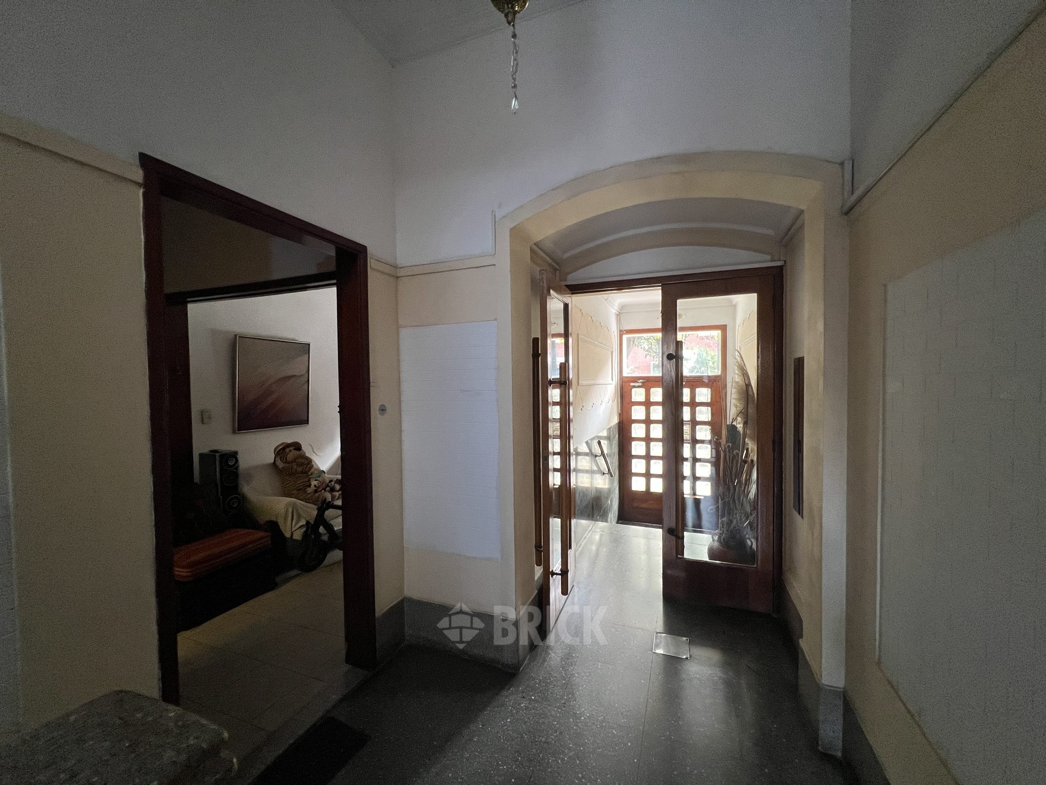 ALBERDI, JUAN B., AV. al 2800 Piso PB 21