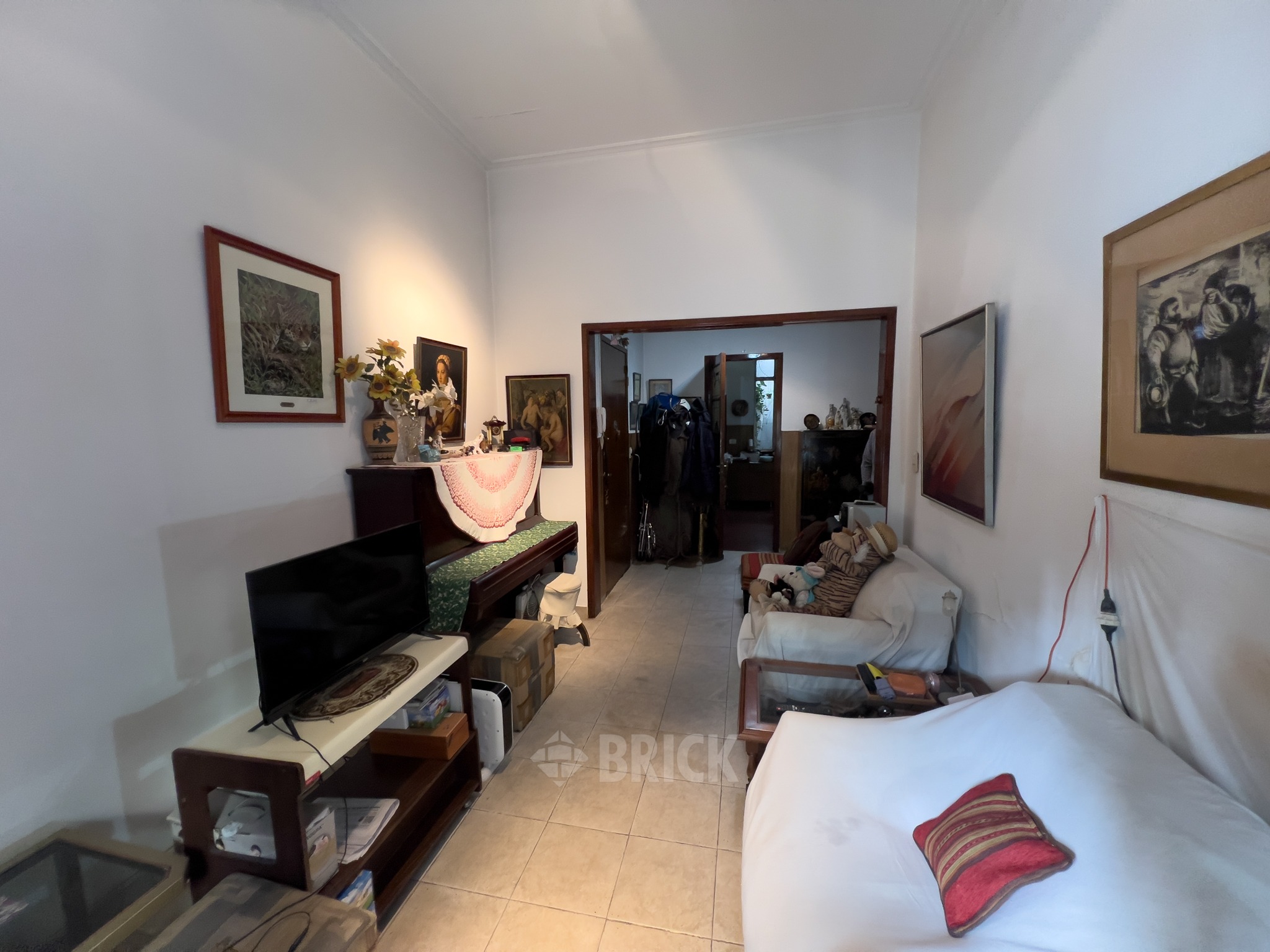 ALBERDI, JUAN B., AV. al 2800 Piso PB 5