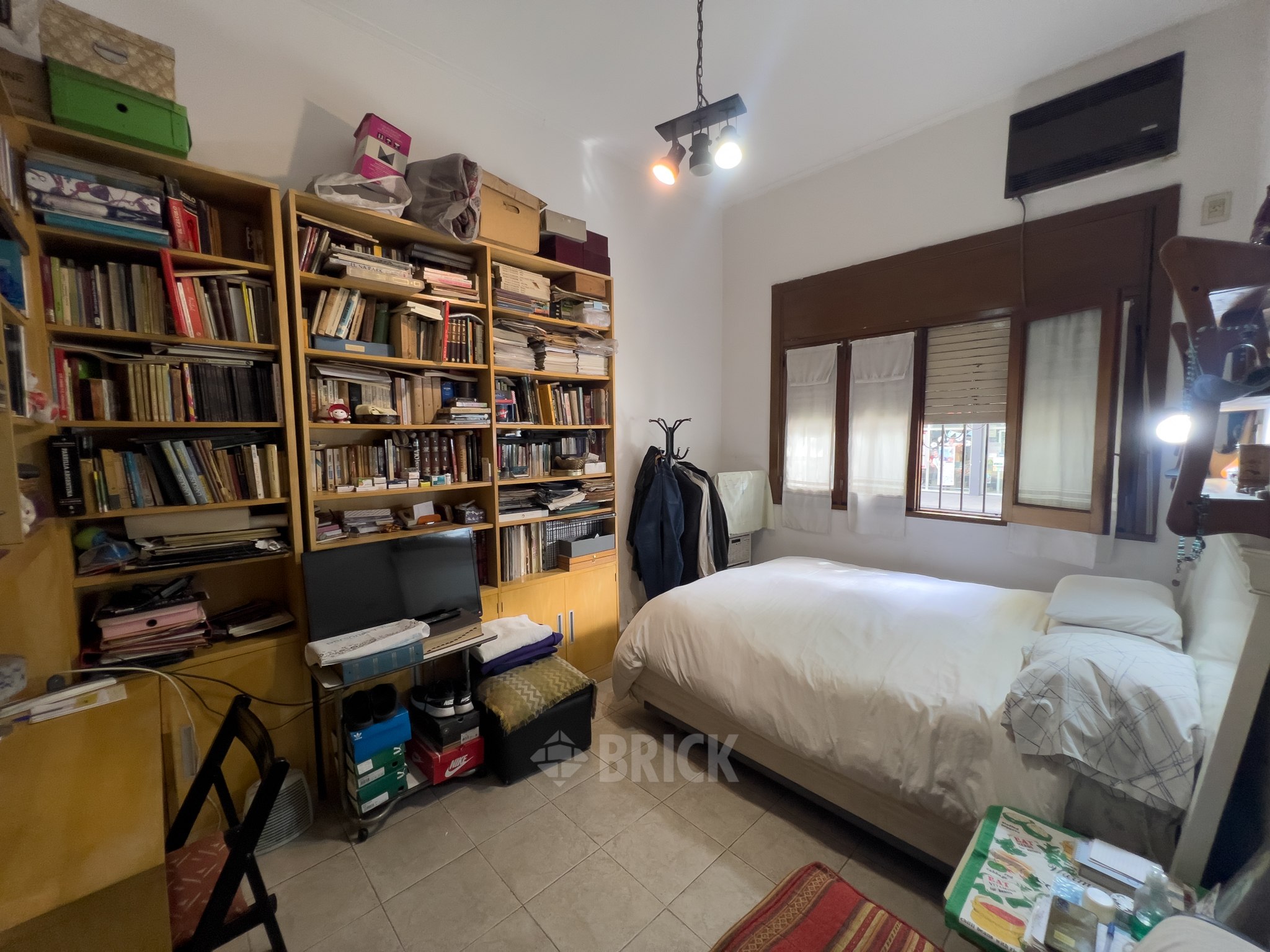 ALBERDI, JUAN B., AV. al 2800 Piso PB 9