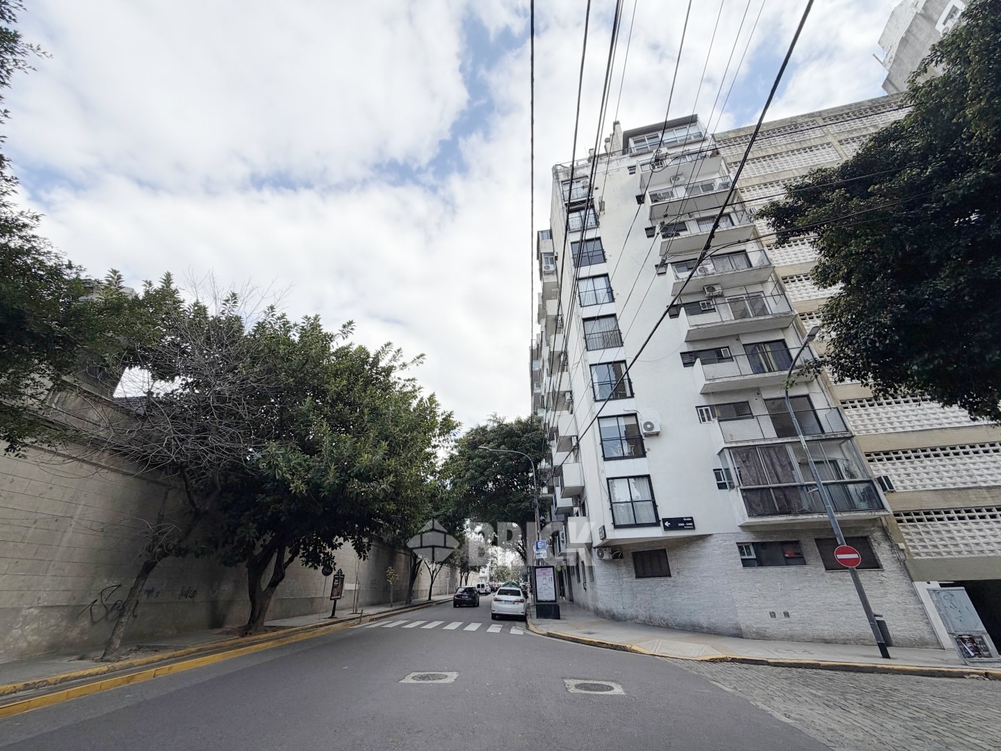 AZCUENAGA al 1900 Piso 2 26