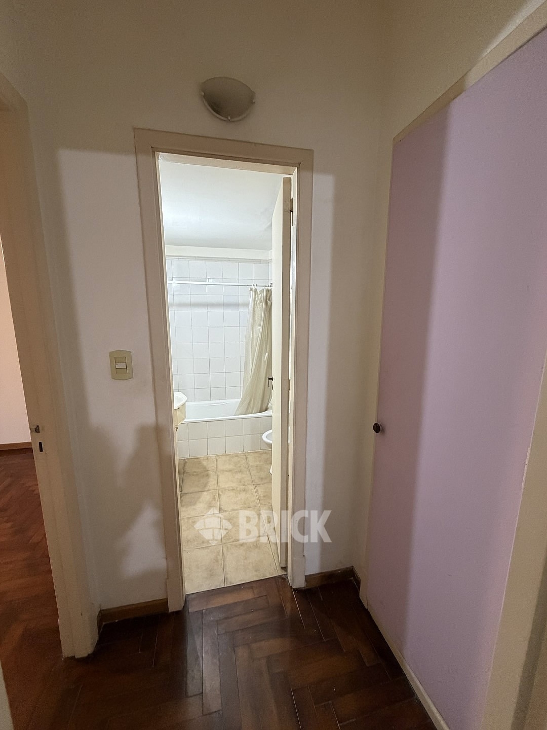 GOMEZ, VALENTIN al 3100 Piso 2 13