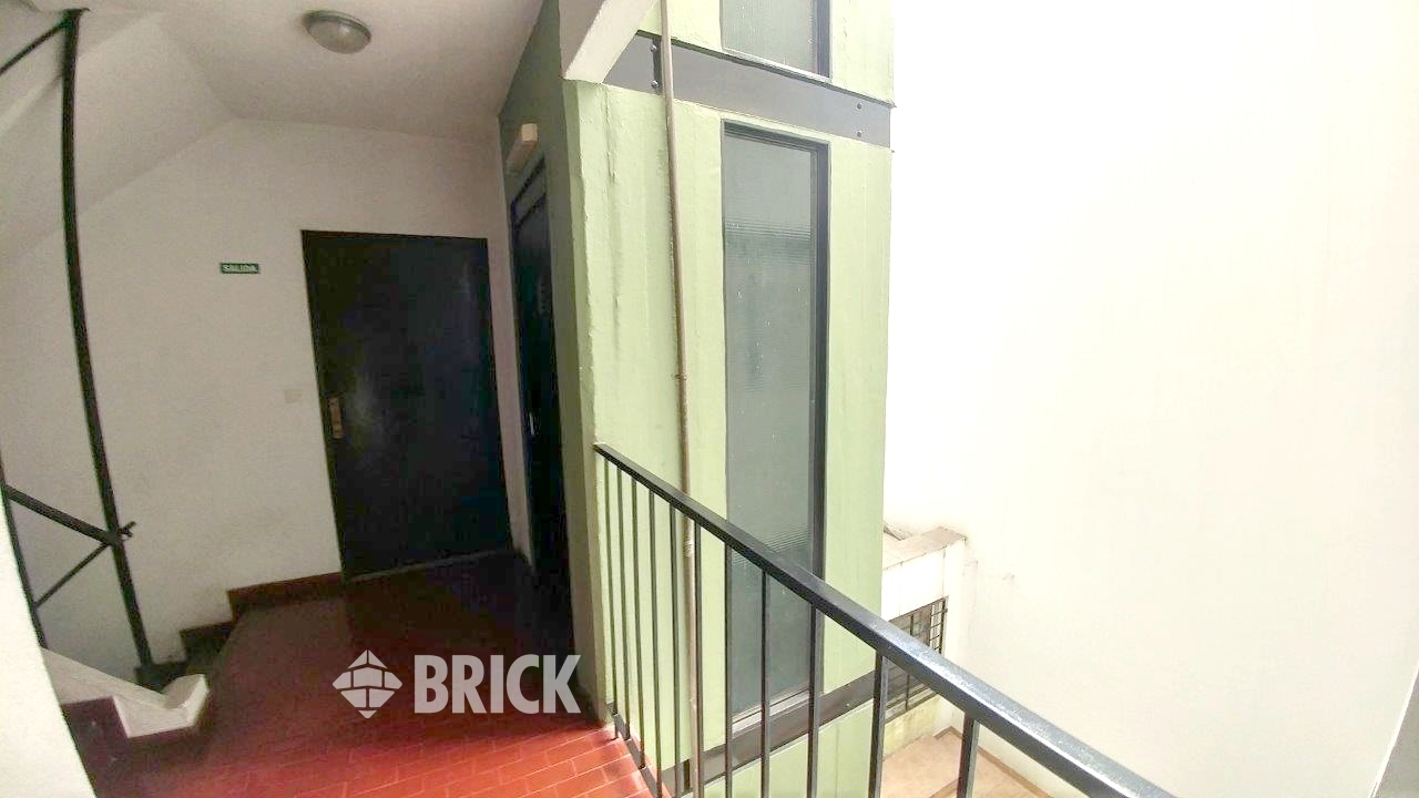 PACHECO DE MELO al 2900 Piso 1 10