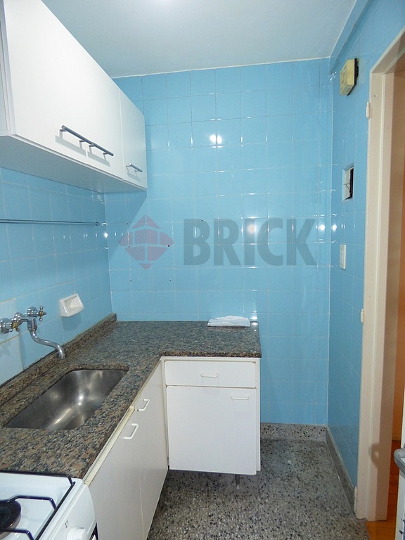 RIVADAVIA, AV. al 6100 Piso 2 17