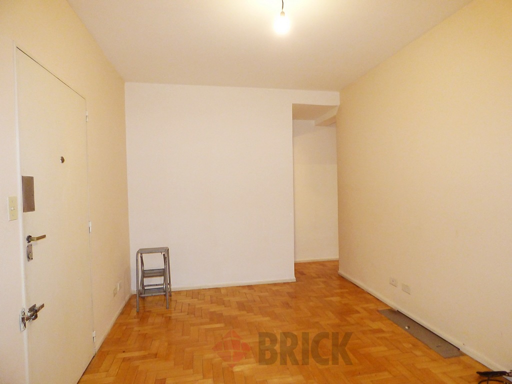 RIVADAVIA, AV. al 6100 Piso 2 5